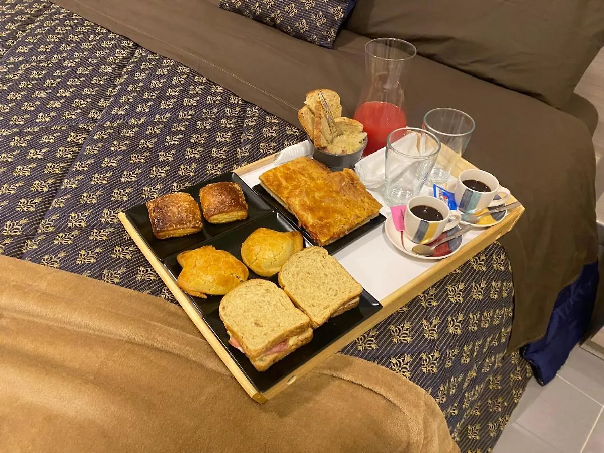 B & B Vico Grande Naples 0*,  Italy
