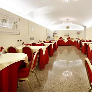 Terminal 3*, Milano Italia