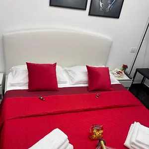 Lux House Airport Casa de hóspedes