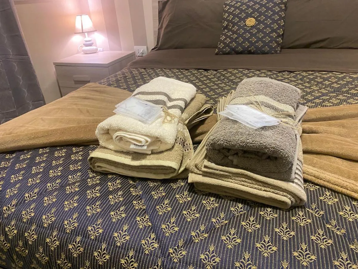 B & B Vico Grande Naples 0*,