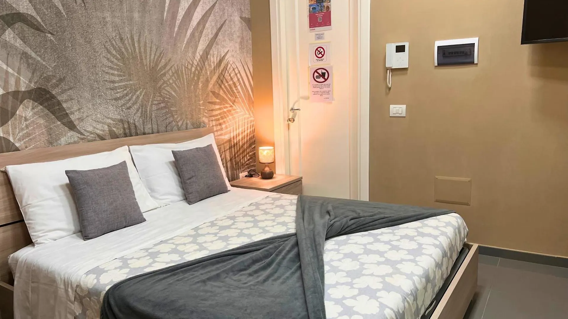 B & B Vico Grande Naples